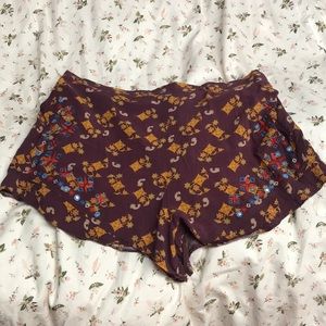 Purple Flowy paisley shorts